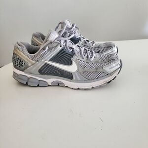 Nike Air Zoom Vomero 5 'Wolf Grey' running shoes Mens Size 11